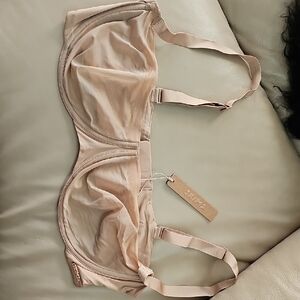 SKIMS Soft Beige Bra